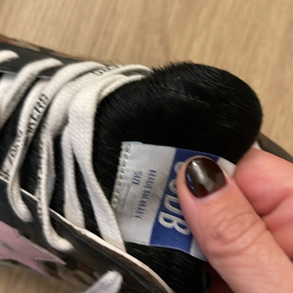 Authentic Golden Goose Superstar -Never Worn - Picture 8 of 9